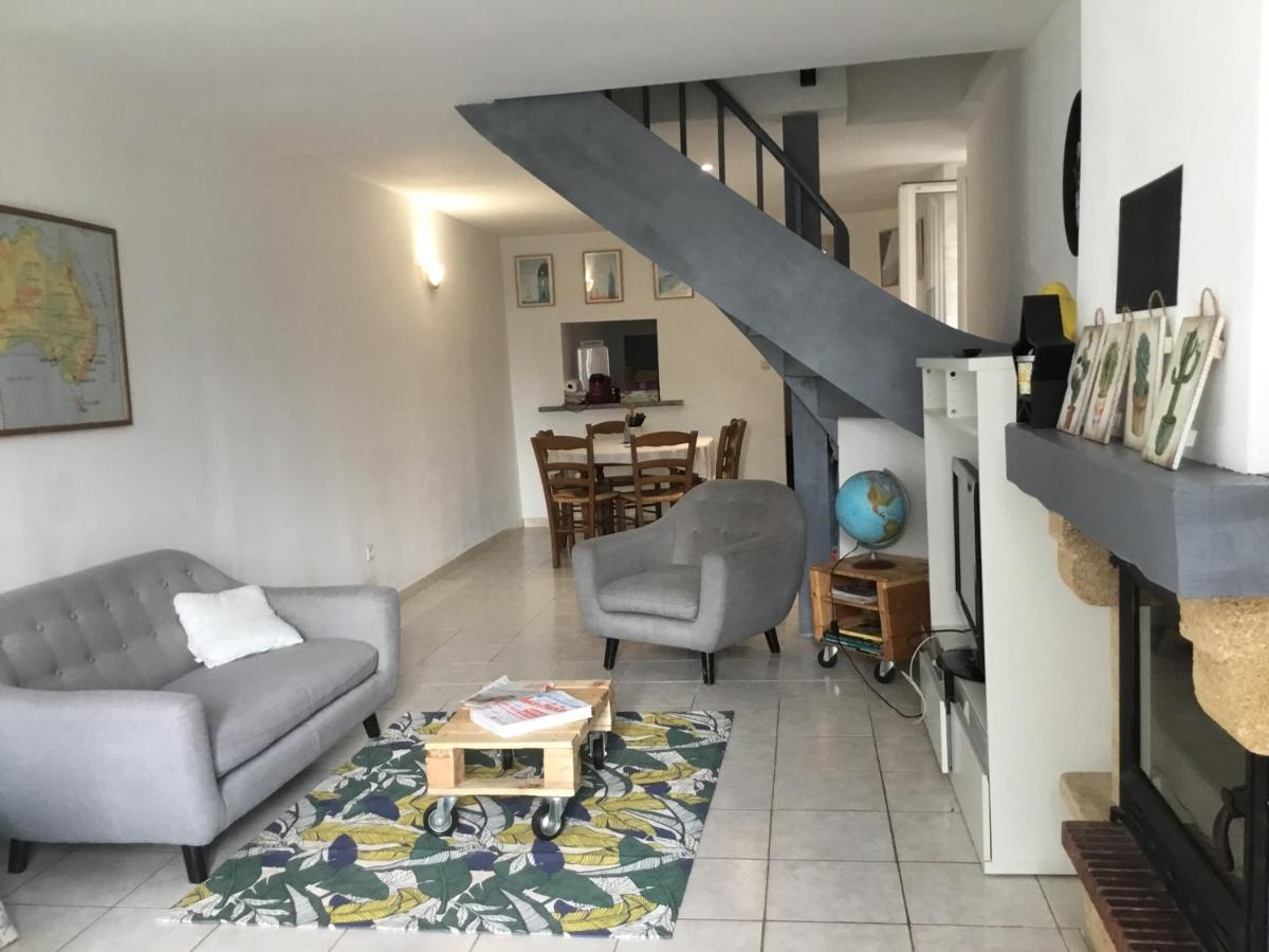 Maison de centre ville 4 à 6 personnes Précigné Exterior foto